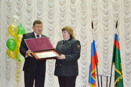 Борис Алексеев поздравил судебных приставов с профессиональным праздником