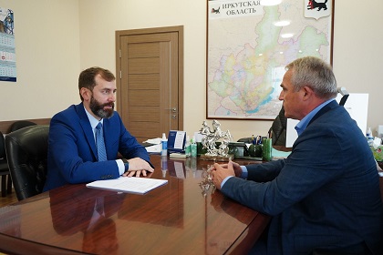 Александр Ведерников провел рабочую встречу с мэром Байкальска Василием Темгеневским