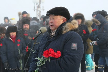 Кузьма Алдаров в Якутске принял участие в мероприятии, посвященном 75-летию победы в Сталинградской битве