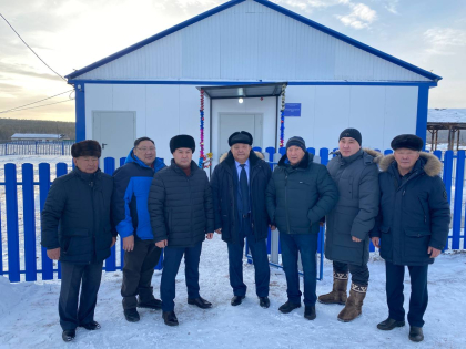 Кузьма Алдаров принял участие в открытии нового ФАПа в деревне Нижняя Идыга Эхирит-Булагатского района