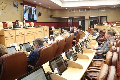 Публичные слушания по законопроекту об областном бюджете на 2022-2024 годы пройдут в Заксобрания 10 ноября
