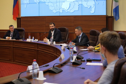 Председатель Законодательного Собрания поприветствовал иркутских студентов -финалистов конкурса «Космофест Восточный – 2020»