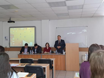Андрей Маслов принял участие в студенческой научно-практической конференции на тему государственного и муниципального управления