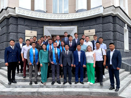 Молодежные парламенты Байкальского региона подписали соглашение о сотрудничестве