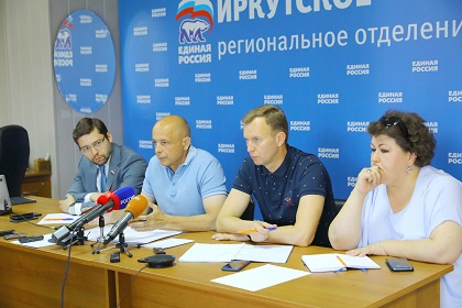 Сергей Сокол: Достигнута договоренность с крупными компаниями области о помощи пострадавшим территориям