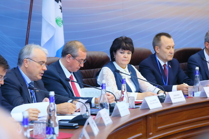 Перспективы развития нефтегазового комплекса страны обсудили в Иркутске
