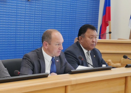 Реализацию закона о заготовке гражданами древесины для собственных нужд обсудил профильный комитет ЗакСобрания