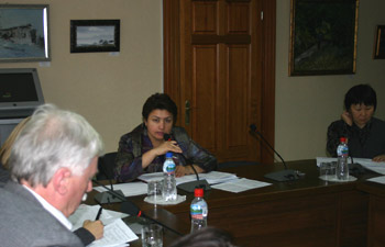 На заседании комитета по социально-культурному законодательству обсудили два депутатских запроса
