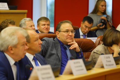 Комитет по здравоохранению и социальной защите возглавил Александр Гаськов