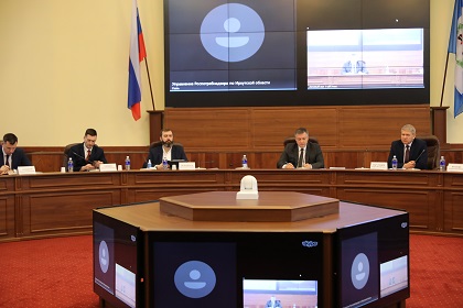 Александр Ведерников принял участие в заседании оперативного штаба по предотвращению распространения коронавируса