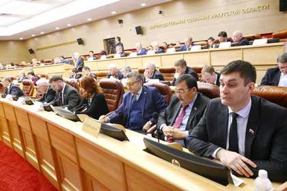 Правительственный час о мероприятиях по снижению смертности от ДТП прошел на сессии
