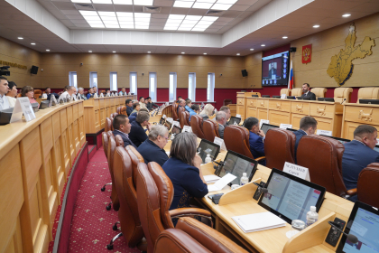Александр Ведерников открыл парламентскую школу для новых депутатов и глав поселений 