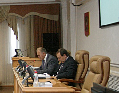 Областной парламент принял ряд законопроектов социальной направленности 