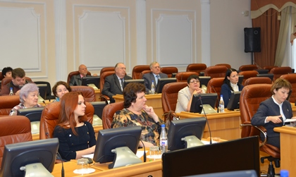 Общественные слушания о реализации антикоррупционного законодательства прошли в Заксобрании
