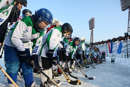 На форму и клюшки для спортивной школы «Сибскана» дали 10 млн рублей из бюджета Иркутской области