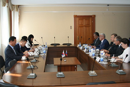 В областном парламенте состоялась встреча с делегацией Республики Корея