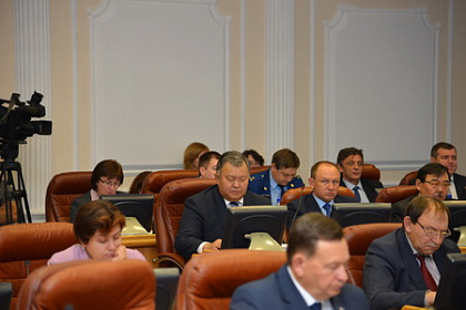 Блок вопросов в сфере государственного строительства принят на 23-й сессии Заксобрания