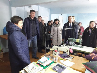Социальные объекты в Качугском районе посетили парламентарии в рамках рабочей поездки 