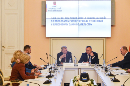 Александр Ведерников принимает участие в мероприятиях Совета законодателей России 