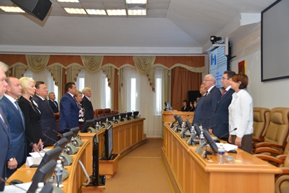 Начала работу 42 сессия Законодательного Собрания