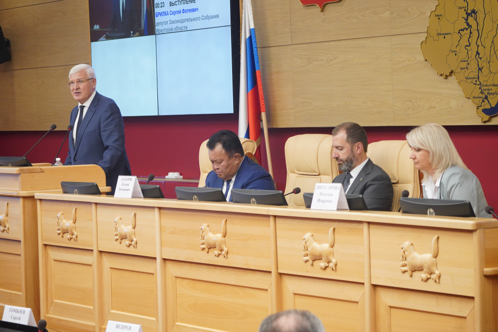 Сергей Брилка наделен полномочиями сенатора от областного парламента