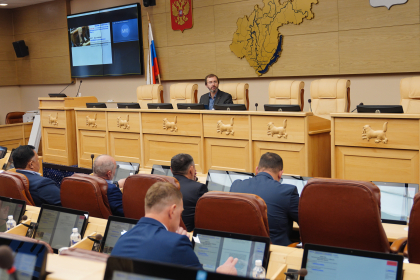 Повестка майской сессии ЗС утверждена на заседании коллегии