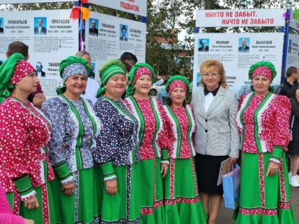 Межнациональный хоровод собрали в посёлке Молодёжном