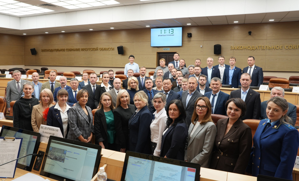 Парламентская школа для депутатов из муниципалитетов проходит в Заксобрании
